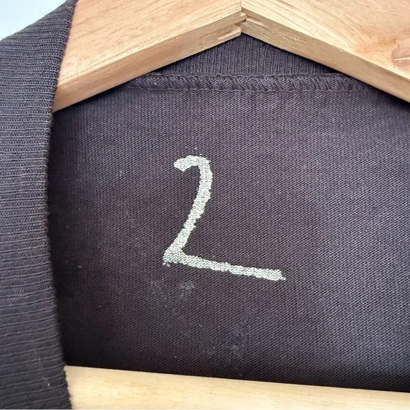 YZY One Box T - size 2 - Picture 5 of 5